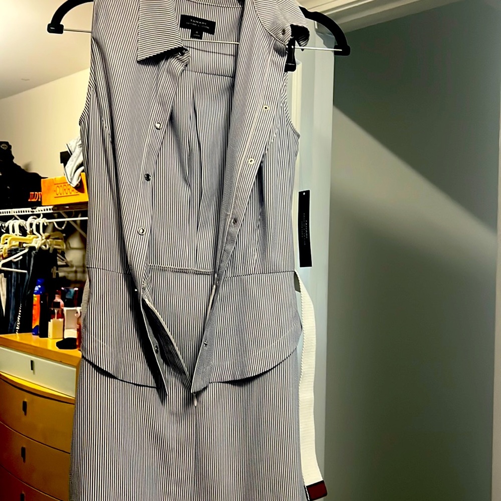 Tahari dress with belt brand new with tags
